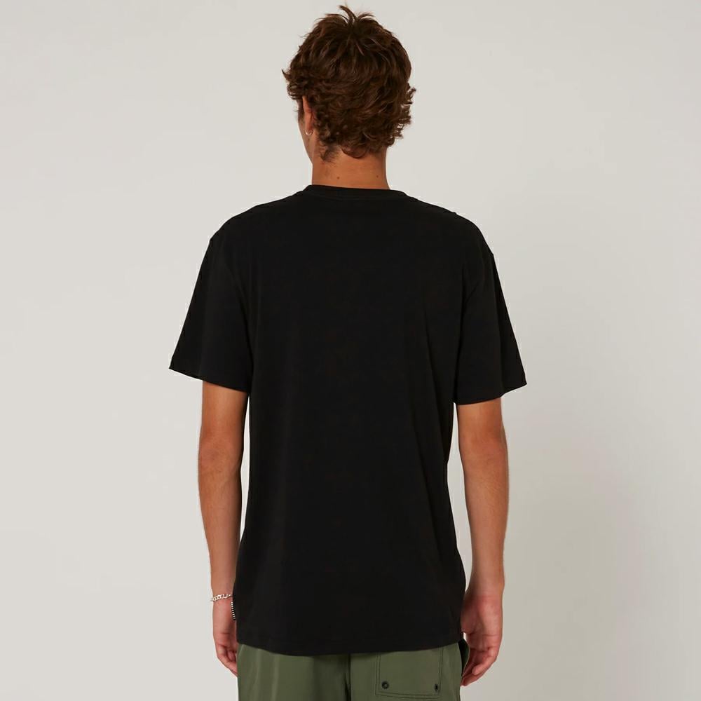 Ocean And Earth Mens Grab Tee Black. Ocean And Earth Tees in Mens Tees & Mens T-shirts & Singlets. Code: CMTS06125