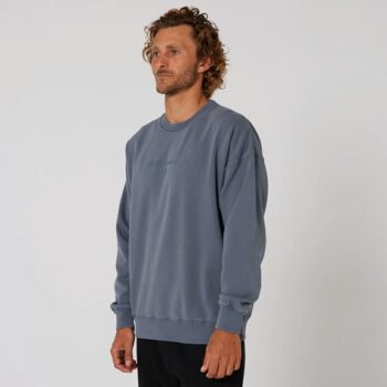 Ocean And Earth Big Mens Priority Crew Blue. Ocean And Earth Sweats in Mens Sweats & Mens Jackets, Jumpers & Knits. Code: COCS02222