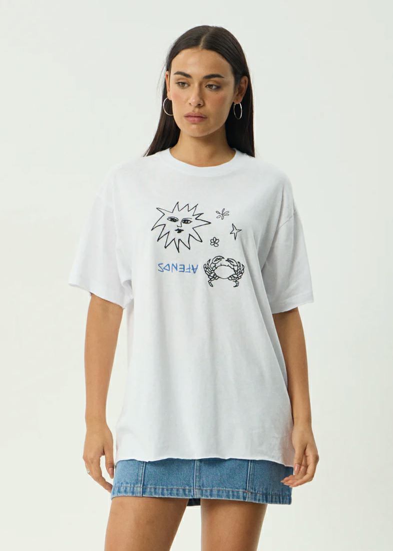 Afends Sunbake Oversized Tee White. Afends Tees in Womens Tees & Womens T-shirts & Singlets. Code: W254014