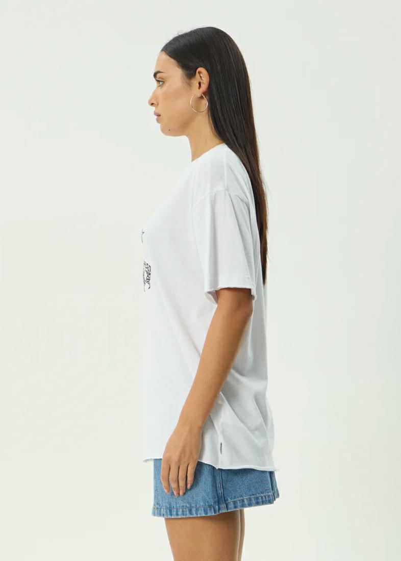 Afends Sunbake Oversized Tee White. Afends Tees in Womens Tees & Womens T-shirts & Singlets. Code: W254014