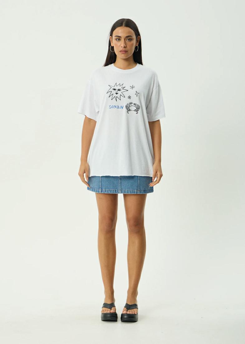 Afends Sunbake Oversized Tee White. Afends Tees in Womens Tees & Womens T-shirts & Singlets. Code: W254014