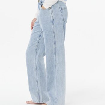 Rip Curl Aggie Relaxed Jeans - Kid Vintage Blue. Rip Curl Track Pants in Girls Track Pants & Girls Pants & Jeans. Code: 01MGPA