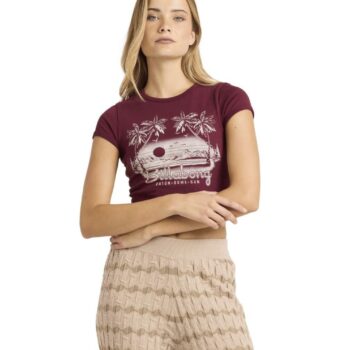 Billabong Catch Some Sun Tee Red Dahlia. Billabong Tees in Womens Tees & Womens T-shirts & Singlets. Code: 24B351677