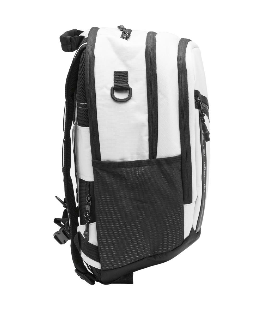 Quiksilver Freeday 28l Backpack Silver Birch. Quiksilver Backpacks in Mens Backpacks & Mens Bags. Code: 25D651512