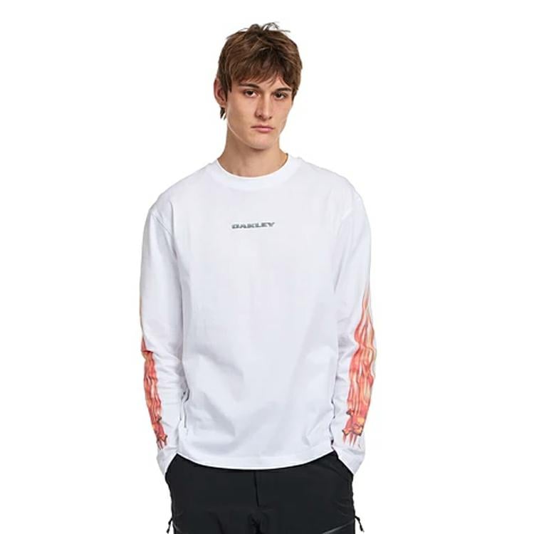 Oakley Heritage Flame Ls Tee White. Oakley Tees - Long Sleeve in Mens Tees - Long Sleeve & Mens T-shirts & Singlets. Code: FOA408903