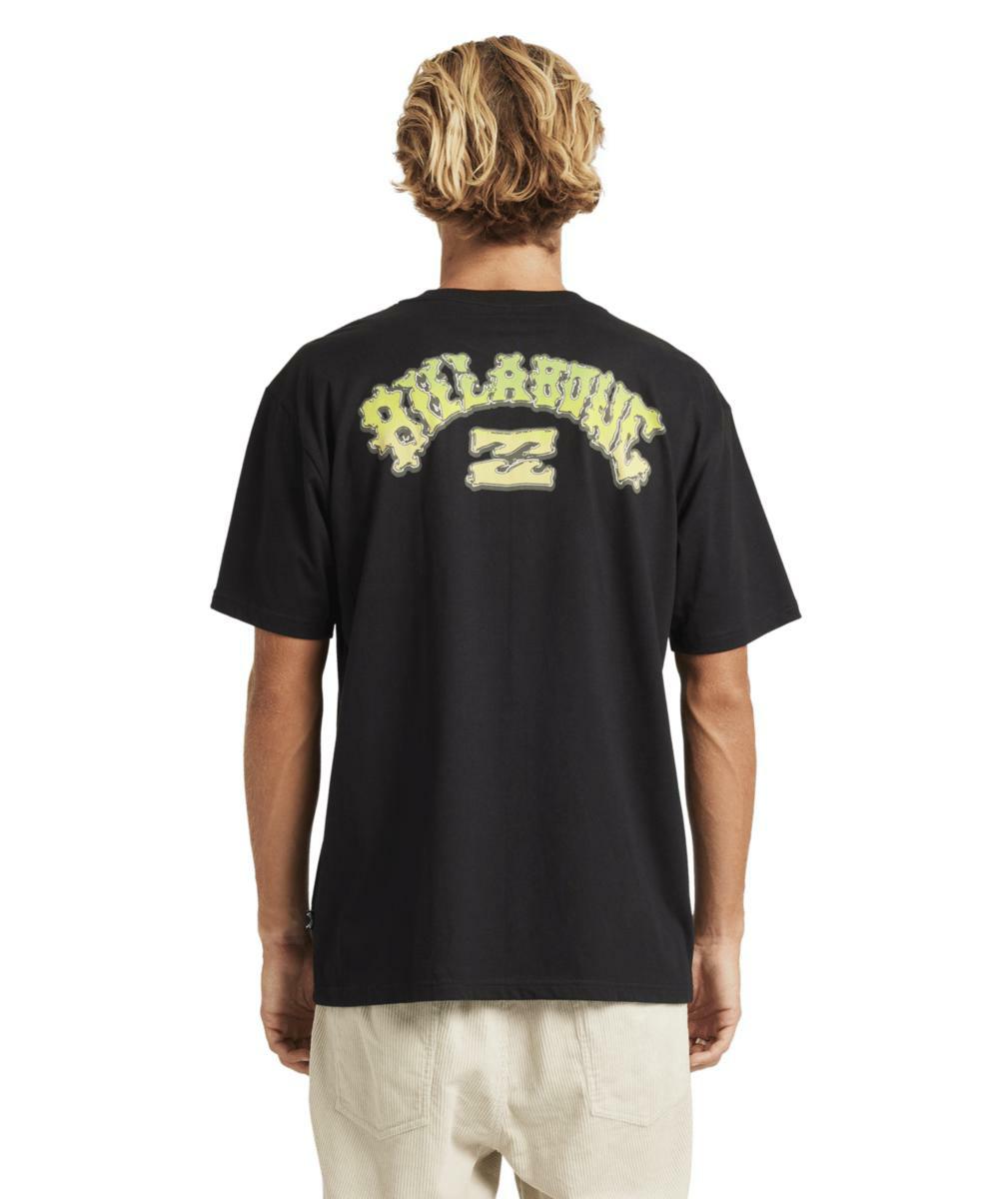 Billabong Wax Arch Regular Ss Black. Billabong Tees in Mens Tees & Mens T-shirts & Singlets. Code: 24A354507