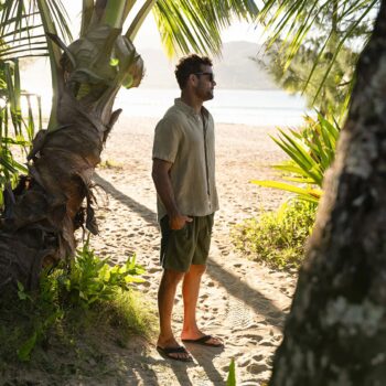 Reef Offshore Black/gum. Reef Thongs in Mens Thongs & Mens Footwear. Code: CJ9058