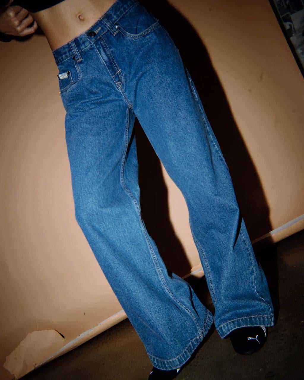 Rusty Wendy Wide Low Rise Denim Middy Blue. Rusty Jeans in Womens Jeans & Womens Pants & Jeans. Code: PAL1465