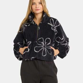 Billabong Good Life Half Zip Crew Black Sands. Billabong Sweats in Womens Sweats & Womens Jackets, Jumpers & Knits. Code: UBJFT00322