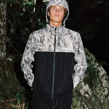 Billabong Adiv Slant Spray Jacket Black. Billabong Jackets in Mens Jackets & Mens Jackets, Jumpers & Knits. Code: UBYJK00140