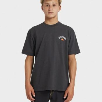 Billabong Boys Otis Flag Arch Ss Charcoal. Billabong Tees in Boys Tees & Boys T-shirts & Singlets. Code: 24A353550