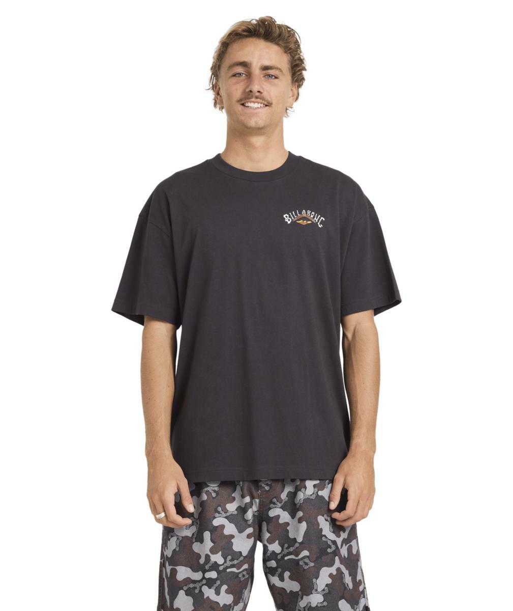 Billabong Otis Arch Ss Black. Billabong Tees in Mens Tees & Mens T-shirts & Singlets. Code: 24A356180