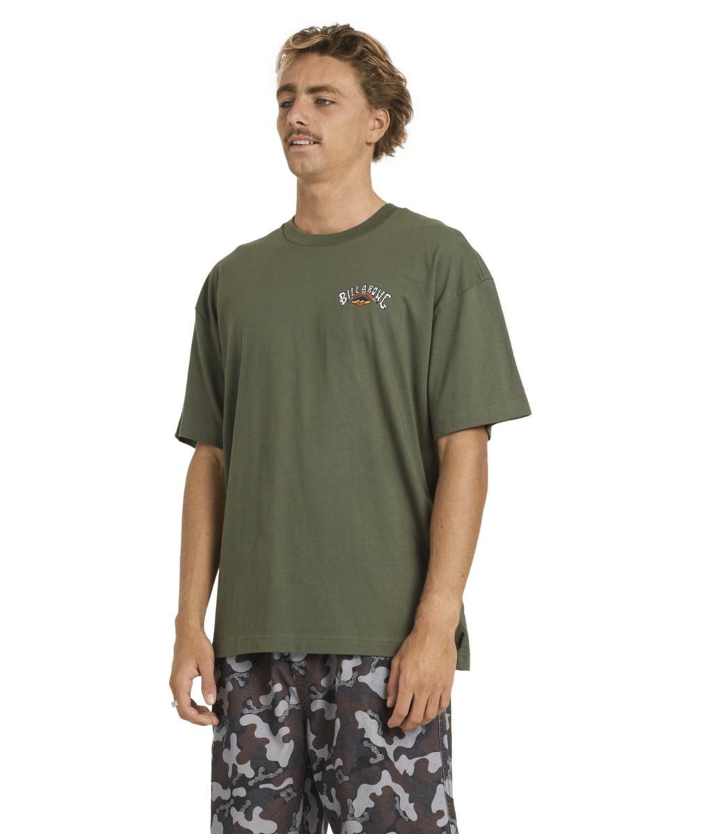 Billabong Otis Arch Ss Pine. Billabong Tees in Mens Tees & Mens T-shirts & Singlets. Code: 24A356180