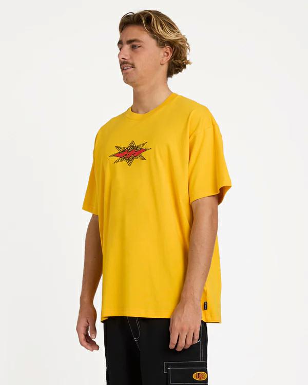 Billabong Otis Diamond Ss Old Gold. Billabong Tees in Mens Tees & Mens T-shirts & Singlets. Code: 24A433594