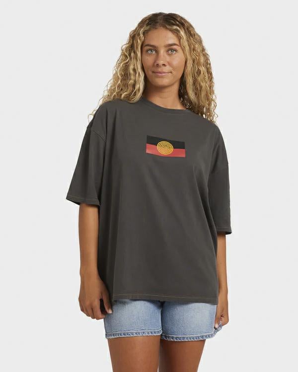 Billabong Otis Flag Tee Washed Black. Billabong Tees in Womens Tees & Womens T-shirts & Singlets. Code: 24B353581