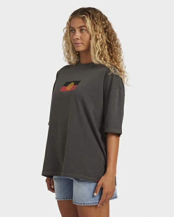 Billabong Otis Flag Tee Washed Black. Billabong Tees in Womens Tees & Womens T-shirts & Singlets. Code: 24B353581