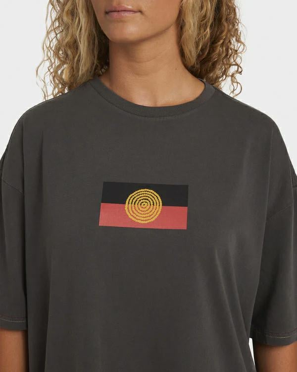 Billabong Otis Flag Tee Washed Black. Billabong Tees in Womens Tees & Womens T-shirts & Singlets. Code: 24B353581