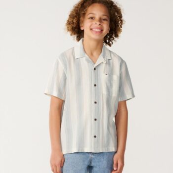 Rip Curl Classic Surf Weaver S/s S Bone. Rip Curl Shirts - Short Sleeve in Boys Shirts - Short Sleeve & Boys Shirts. Code: 02FBSH