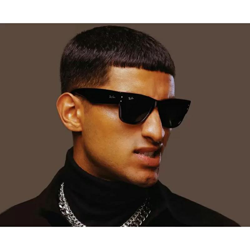 Ray Ban Sunglasses Mega Wayfarer Ultra Black Black. Ray Ban Sunglasses Sunglasses in Mens Sunglasses & Mens Eyewear. Code: 0840S6826J