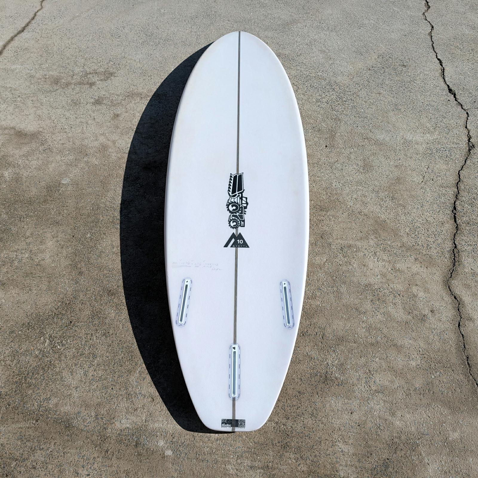 Used Sh Monsta 10 5.10 Futures. Used Second Hand Surfboards in Boardsports Second Hand Surfboards & Boardsports Surf. Code: 2026000448