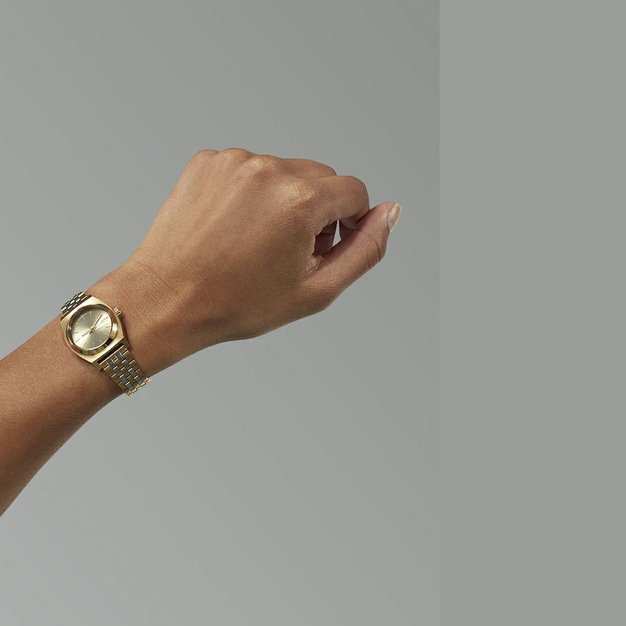 Nixon Sm Time Teller Lt Goldslv Lt Gold/silver/vint. Nixon Watches in Womens Watches & Womens Watches. Code: A399-5104