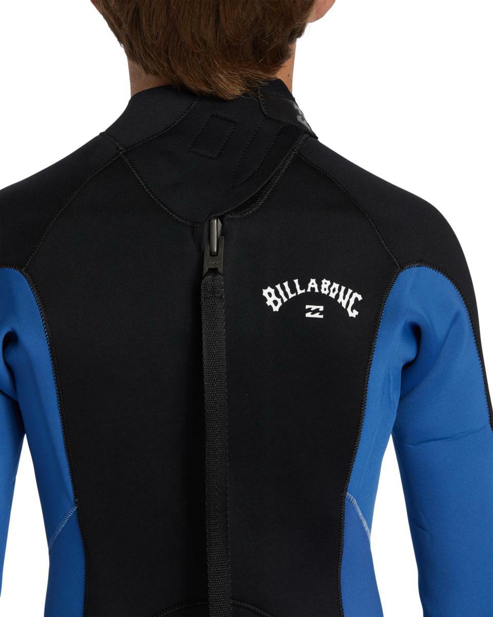 Quiksilver Boy`s 4/3mm Foil Back Zip Wetsuit Mid Blue. Quiksilver Steamers in Boys Steamers & Boys Wetsuits. Code: ABBW100143