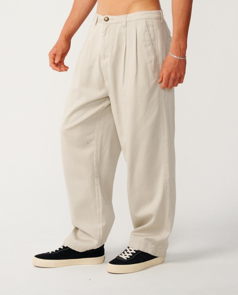Rip Curl Disorder Twill Pants Cool Grey. Rip Curl Track Pants in Mens Track Pants & Mens Pants & Jeans. Code: 02YMPA