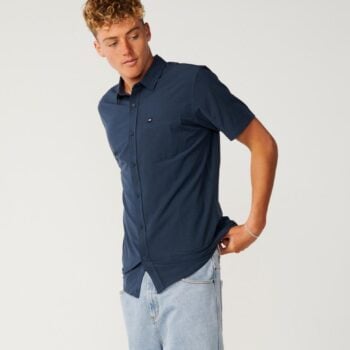 Rip Curl Vaporcool Aerotech S/s Dark Navy. Rip Curl Shirts - Short Sleeve in Mens Shirts - Short Sleeve & Mens Shirts. Code: 052MSH