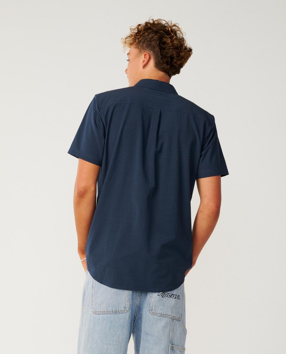 Rip Curl Vaporcool Aerotech S/s Dark Navy. Rip Curl Shirts - Short Sleeve in Mens Shirts - Short Sleeve & Mens Shirts. Code: 052MSH