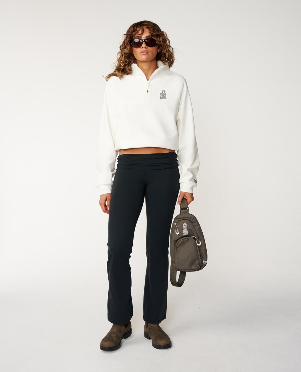 Rip Curl S-series Foldover Pant Black. Rip Curl Track Pants in Womens Track Pants & Womens Pants & Jeans. Code: 07WWPA