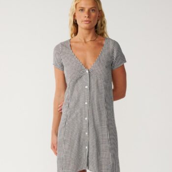Rip Curl Vibe Surf Dress Black/off White. Rip Curl Dresses in Womens Dresses & Womens Skirts, Dresses & Jumpsuits. Code: 0ALWDR
