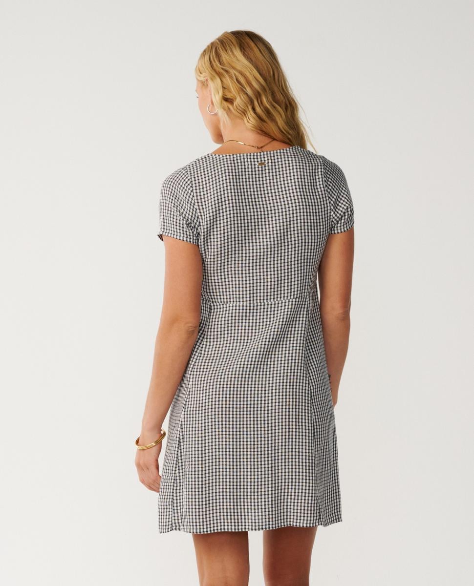 Rip Curl Vibe Surf Dress Black/off White. Rip Curl Dresses in Womens Dresses & Womens Skirts, Dresses & Jumpsuits. Code: 0ALWDR
