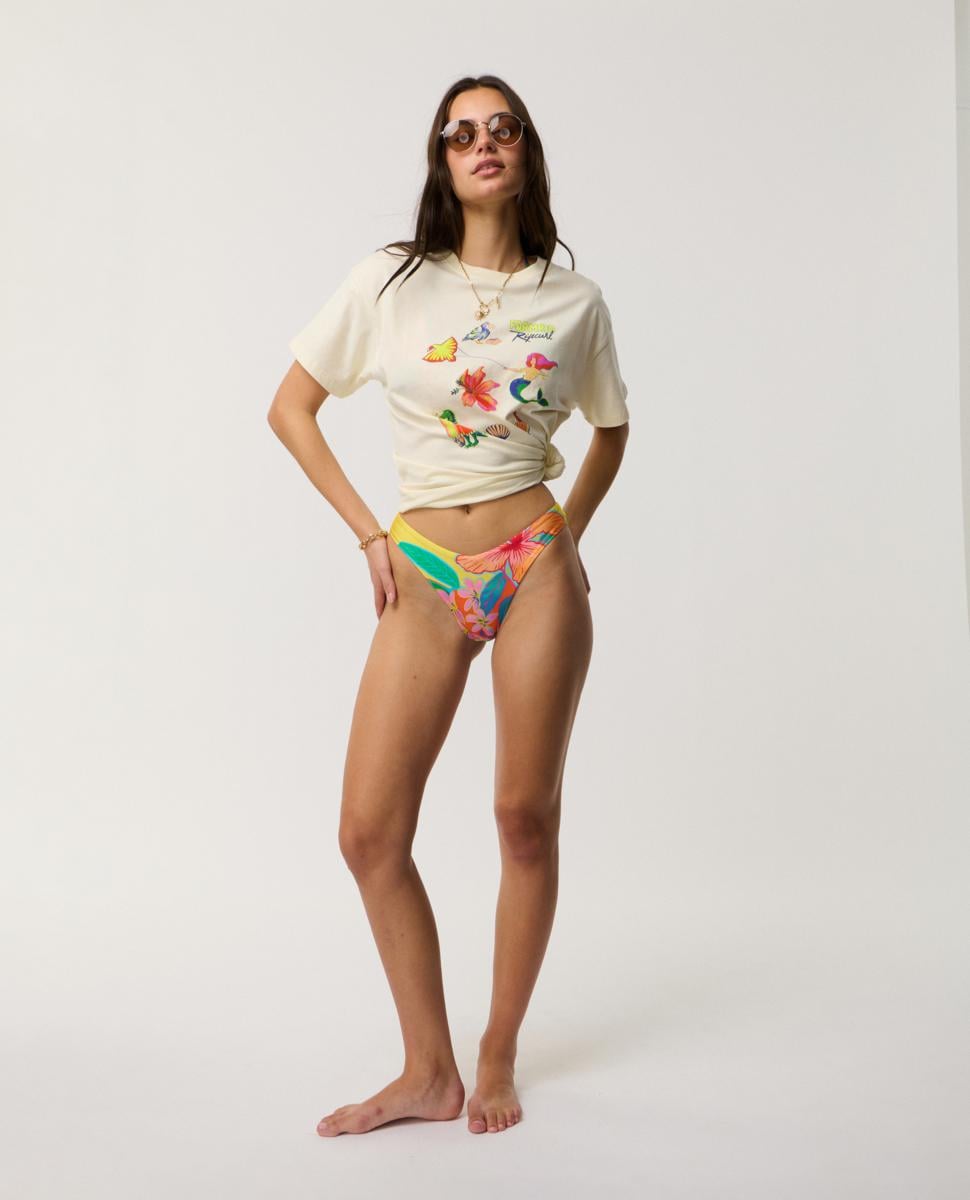 Rip Curl Desire Relaxed Tee Vanilla. Rip Curl Tees in Womens Tees & Womens T-shirts & Singlets. Code: 0PTWTE