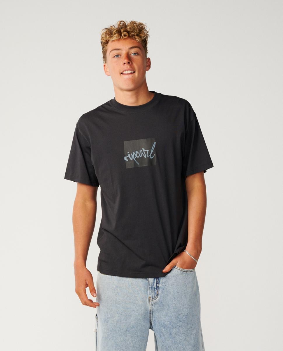 Rip Curl Rip Script Icon Tee Washed Black. Rip Curl Tees in Mens Tees & Mens T-shirts & Singlets. Code: 0X8MTE
