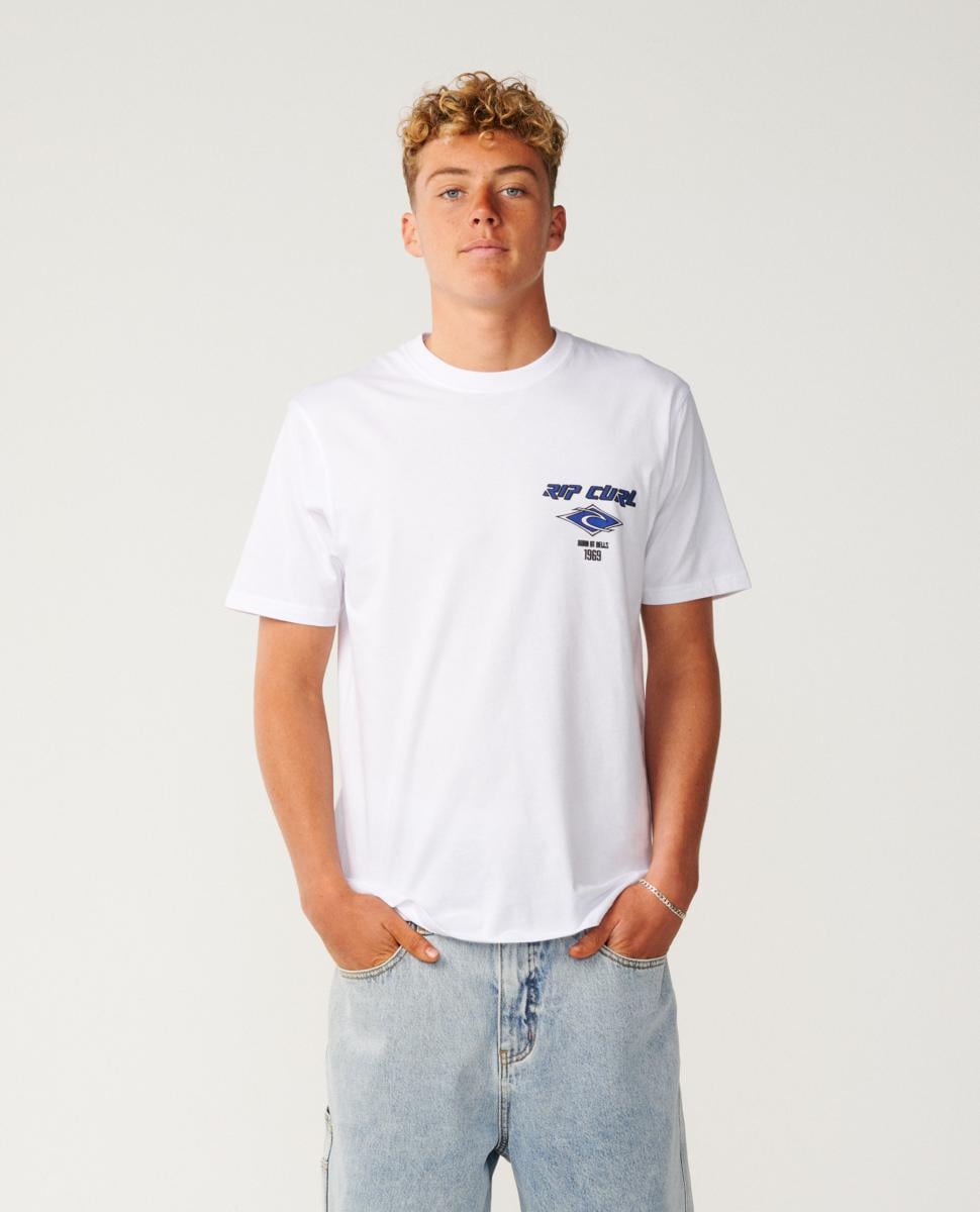 Rip Curl Fade Out Icon Tee White. Rip Curl Tees in Mens Tees & Mens T-shirts & Singlets. Code: 12GMTE