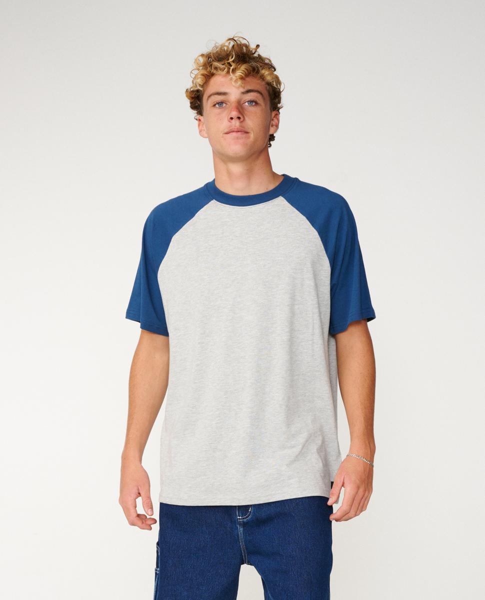 Rip Curl Classic Surf Raglan Tee Grey Marle. Rip Curl Tees in Mens Tees & Mens T-shirts & Singlets. Code: 12JMTE