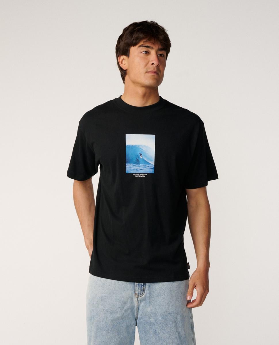 Rip Curl S-series Grambeau Tee Black. Rip Curl Tees in Mens Tees & Mens T-shirts & Singlets. Code: 12XMTE