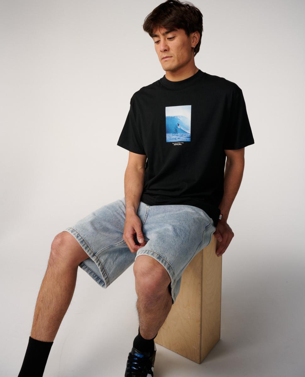 Rip Curl S-series Grambeau Tee Black. Rip Curl Tees in Mens Tees & Mens T-shirts & Singlets. Code: 12XMTE