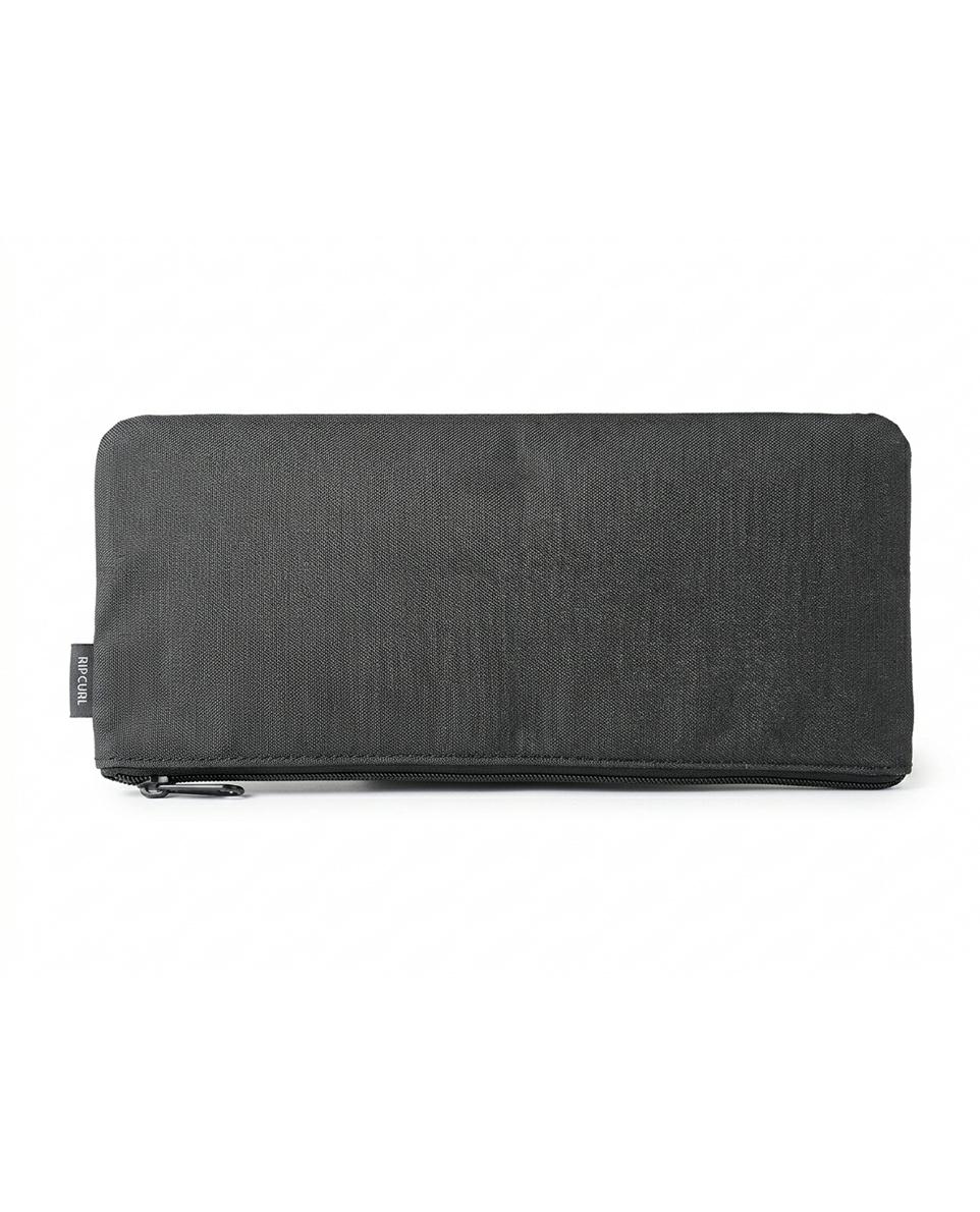 Rip Curl Small Pencil Case 2026 Black/white. Rip Curl Pencil Cases in Mens Pencil Cases & Mens Accessories. Code: 169MUT