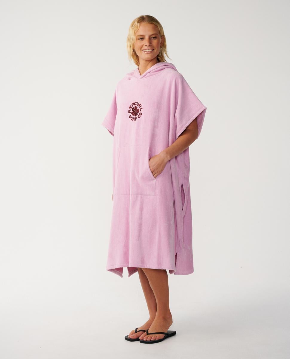 Rip Curl Icon Hooded Towel Mauve. Rip Curl Towels in Womens Towels & Womens Accessories. Code: 17OWTO