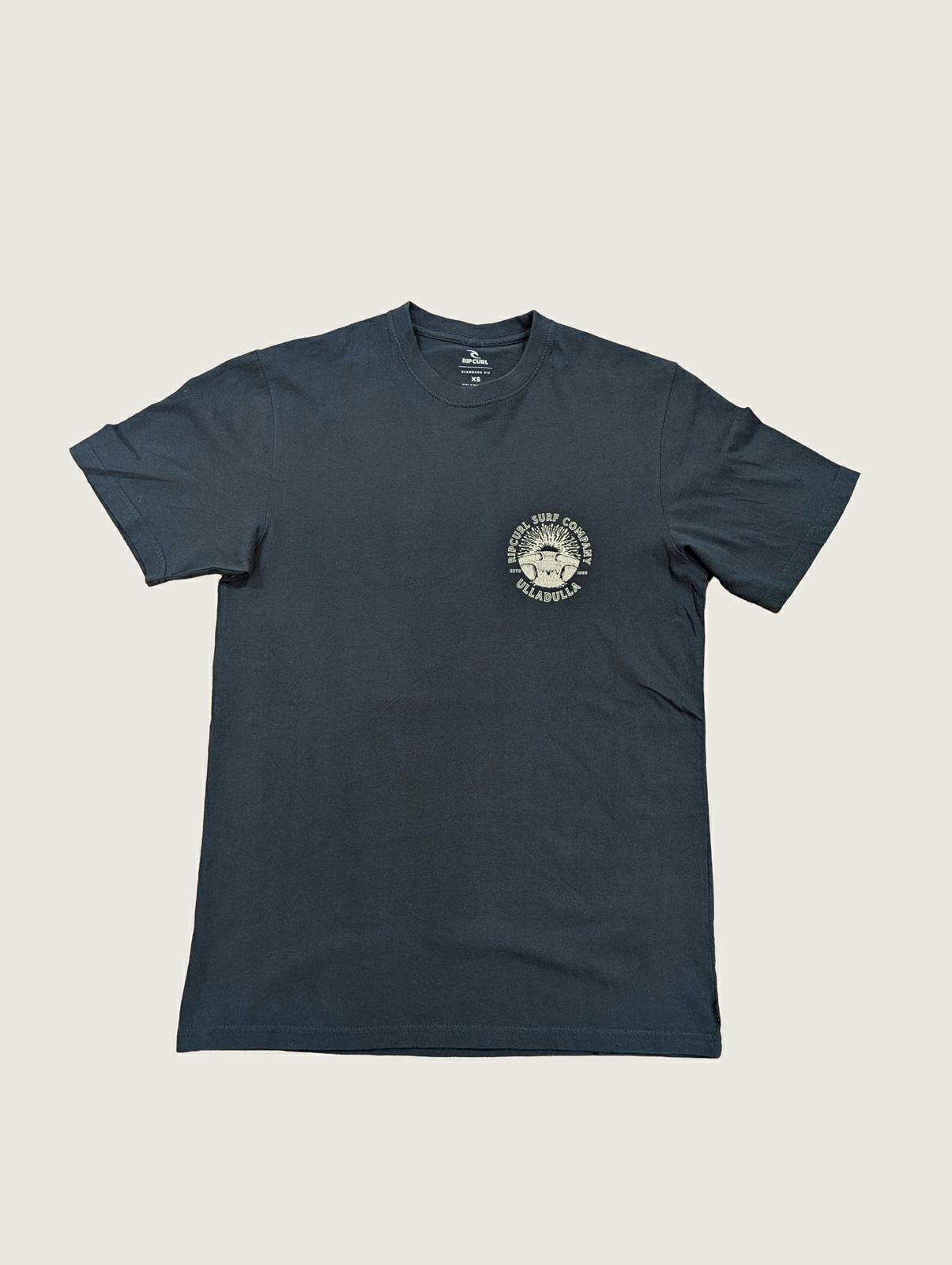Rip Curl Sunrise Custom Desto Tee Dark Navy Ulladulla. Rip Curl Tees in Mens Tees & Mens T-shirts & Singlets. Code: 1BVMTE