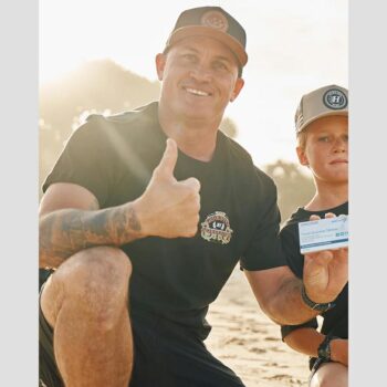 The Mad Hueys Dragon Caption Tee Blk Black. The Mad Hueys Tees in Mens Tees & Mens T-shirts & Singlets. Code: H426M01003