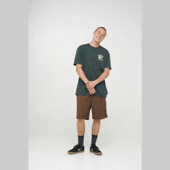 The Mad Hueys Goon Cookefatoo Tee Pin Pine. The Mad Hueys Tees in Mens Tees & Mens T-shirts & Singlets. Code: H426M01004