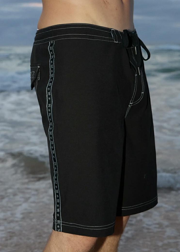Afends The Wreck Fw Bshorts 20 Black. Afends Boardshorts - Fitted Waist in Mens Boardshorts - Fitted Waist & Mens Shorts. Code: M250301