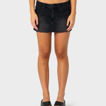 Rusty Flip Mommy Raw Low Rise M Blasted Black / Red. Rusty Skirts in Womens Skirts & Womens Skirts, Dresses & Jumpsuits. Code: SKL0690