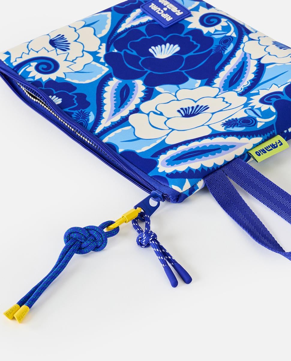 Rip Curl Carioca Neo Pouch Tropical Groove. Rip Curl Pencil Cases in Womens Pencil Cases & Womens Accessories. Code: 03KWUT