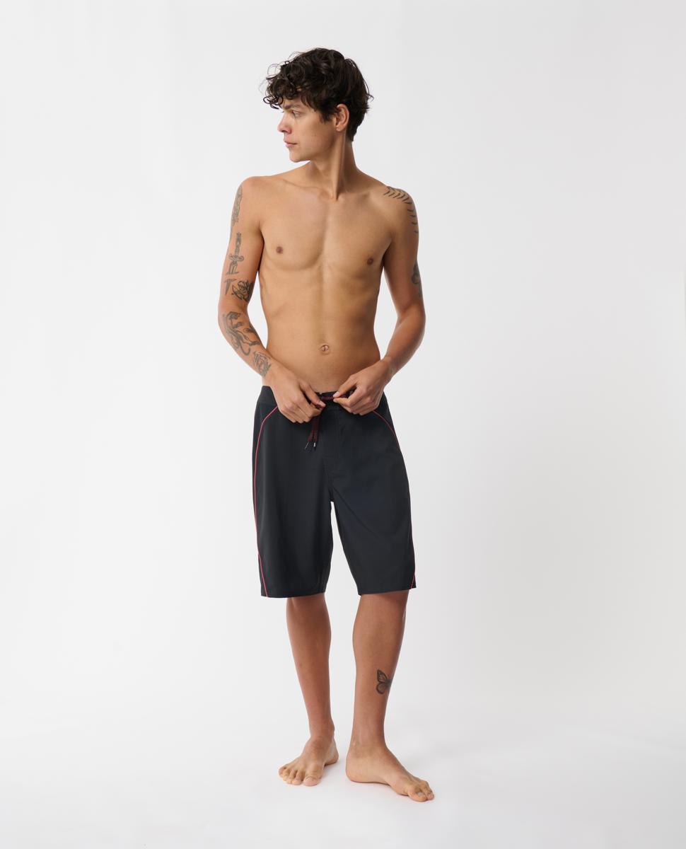 Rip Curl Mirage Archive Bender 21 Black/red. Rip Curl Boardshorts - Fitted Waist in Mens Boardshorts - Fitted Waist & Mens Shorts. Code: 0FUMBO