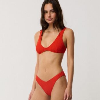 Rip Curl Vibe Surf High Cheeky Red. Rip Curl Swimwear - Separates in Womens Swimwear - Separates & Womens Swimwear. Code: 0Y7WSW