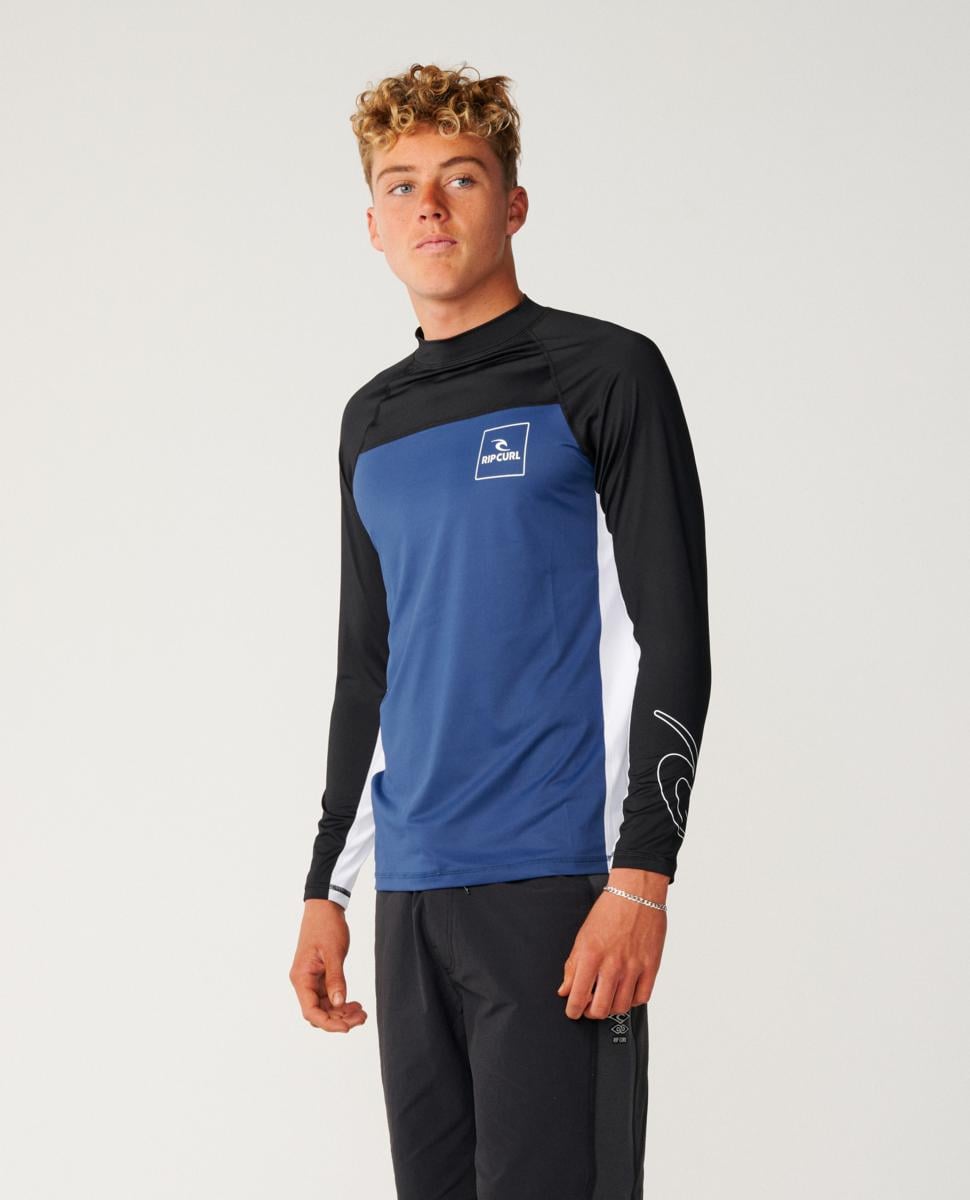 Rip Curl Drive Upf L/s Black/light Navy. Rip Curl Rashvests in Mens Rashvests & Mens Wetsuits. Code: 169MRV