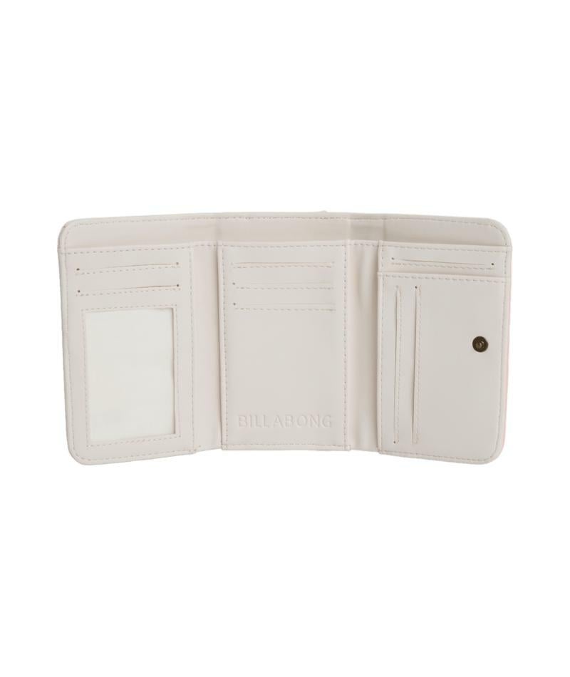 Billabong Hibiscus Haze Trifold Wal Salt Crystal. Billabong Wallets in Girls Wallets & Girls Accessories. Code: UBGAA00149